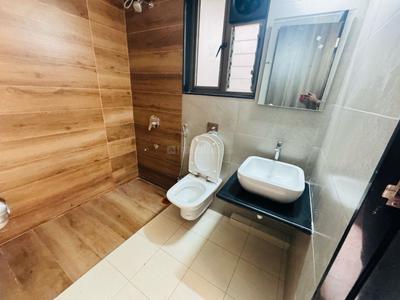 Bathroom Image of 600 Sq.ft 1 BHK Apartment / Flat for rent in Paranjape Blueridge The Groves, Hinjawadi Pune for Rs. 28000