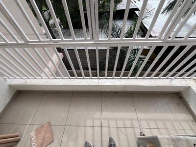 Balcony Image of 1200 Sq.ft 3 BHK Apartment / Flat for rent in New Alkapuri Vadodara for Rs. 18000