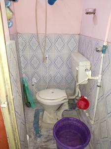 Bathroom Image of 780 Sq.ft 2 BHK Apartment / Flat for sale in Mukundapur Apartment, Mukundapur Kolkata for Rs. 2000000