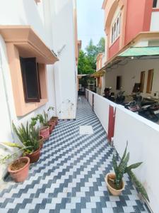 Image of 1500 Sq.ft 4 BHK Villa for rent in New Alkapuri, Vadodara for Rs. 30000