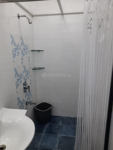 Bathroom Image of 800 Sq.ft 2 BHK Apartment / Flat for rent in Dar Al Mawadda, Nagpada Mumbai for Rs. 75000