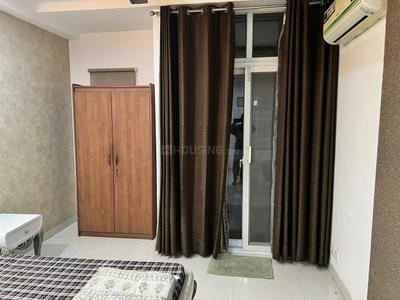 Bedroom Image of 4500 Sq.ft 4 BHK Penthouse for sale in Amrapali Silicon City, Sector 76 Noida for Rs. 50000000