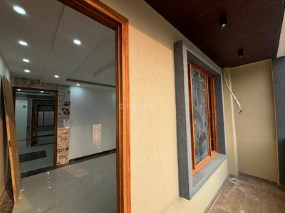 Balcony Image of 2210 Sq.ft 4 BHK Independent House for sale in Chitaipur Varanasi for Rs. 13200000