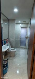 Bathroom Image of 1130 Sq.ft 2.5 BHK Apartment / Flat for sale in Hiranandani Meadows, Thane West Thane for Rs. 26000000