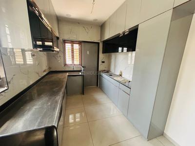 Kitchen Image of 2700 Sq.ft 4 BHK Villa for rent in Span Villas, Sargasan Gandhinagar for Rs. 60000