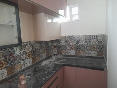 Kitchen Image of 650 Sq.ft 2 BHK Builder Floor for rent in Mavalli Bengaluru for Rs. 30000