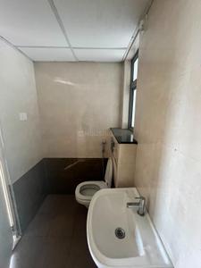 Bathroom Image of 900 Sq.ft 2 BHK Apartment / Flat for sale in Mahindra Happinest Tathawade, Tathawade Pune for Rs. 7500000