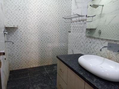 Bathroom Image of 1400 Sq.ft 2 BHK Apartment / Flat for rent in Gulmohar Enclave, Gulmohar Park New Delhi for Rs. 65000
