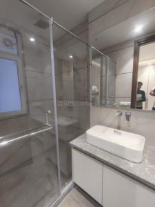 Bathroom Image of 1953 Sq.ft 3 BHK Builder Floor for sale in Defence Colony New Delhi for Rs. 85000000