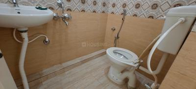 Bathroom Image of 1100 Sq.ft 2 BHK Builder Floor for rent in Banaswadi Bengaluru for Rs. 30100
