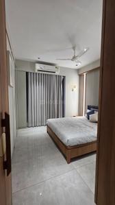Bedroom Image of 2200 Sq.ft 3 BHK Apartment / Flat for rent in Rudra Keshav Skyline, Chandkheda Ahmedabad for Rs. 50000