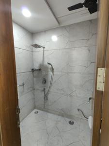 Image of 950 Sq.ft 2 BHK Builder Floor for rent in Ramesh Nagar, New Delhi for Rs. 38000