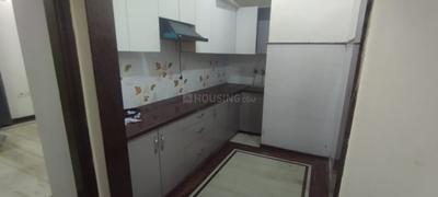 Kitchen Image of 900 Sq.ft 2 BHK Builder Floor for rent in Ramesh Nagar New Delhi for Rs. 34000