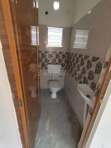 Bathroom Image of 700 Sq.ft 2 BHK Apartment / Flat for sale in Kalikapur, EM Bypass Kolkata for Rs. 3200000