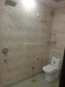 Bathroom Image of 850 Sq.ft 2 BHK Builder Floor for sale in Shalimar Bagh New Delhi for Rs. 10100000