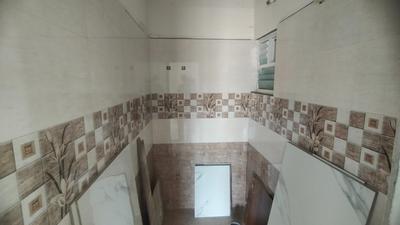 Bathroom Image of 1125 Sq.ft 3 BHK Apartment / Flat for sale in Perumbakkam Chennai for Rs. 6750000