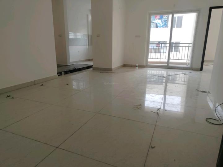 Nirmanika Advaitha Main Image 1