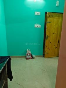 Bedroom Image of 850 Sq.ft 2 BHK Apartment / Flat for rent in Airport Gate no. 1 Kolkata for Rs. 15500