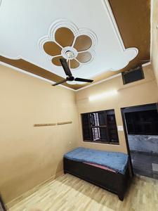 Bedroom Image of Royal pg house in Rampur, Roorkee