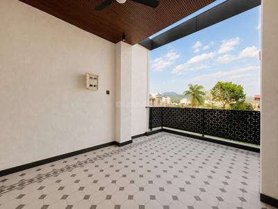 Balcony Image of 2600 Sq.ft 4 BHK Independent House for sale in Aman Vihar Dehradun for Rs. 24000000