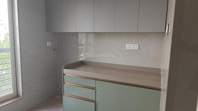 Kitchen Image of 800 Sq.ft 2 BHK Apartment / Flat for rent in Andheri West Mumbai for Rs. 90000