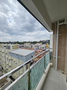 Balcony Image of 1300 Sq.ft 2 BHK Apartment / Flat for rent in Halasuru Bengaluru for Rs. 62000