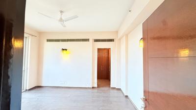 Hall Image of 2800 Sq.ft 3 BHK Apartment / Flat for sale in Emaar The Palm Springs, DLF Phase 5 Gurgaon for Rs. 105000000