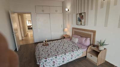 Bedroom Image of 1700 Sq.ft 3.5 BHK Apartment / Flat for sale in Emaar Palm Gardens, Sector 83 Gurgaon for Rs. 22500000