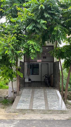 Adarsh Nagar Main Image 1