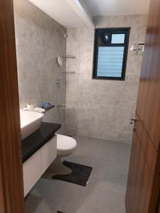 Bathroom Image of 1140 Sq.ft 2 BHK Apartment / Flat for sale in Manapakkam Chennai for Rs. 6600000