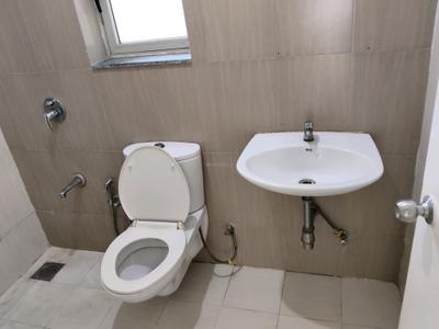 Common Bathroom Image of 1200 Sq.ft 2 BHK Apartment / Flat for rent in Adani Aster Neo, Shantigram Ahmedabad for Rs. 25000