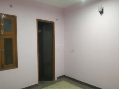 Bedroom Image of 1100 Sq.ft 3 BHK Builder Floor for sale in Hari Nagar New Delhi for Rs. 8800000