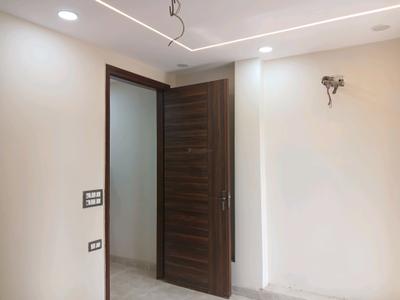 Bedroom Image of 1000 Sq.ft 2 BHK Builder Floor for sale in Ramesh Nagar New Delhi for Rs. 14300000
