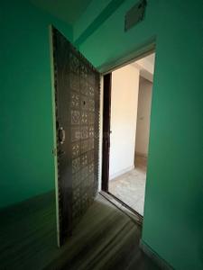 Bedroom Image of 800 Sq.ft 2 BHK Apartment / Flat for sale in Naktala Kolkata for Rs. 3200000