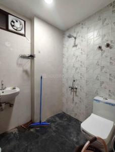 Bathroom Image of 450 Sq.ft 1 BHK Apartment / Flat for rent in Alcove Gloria, Lake Town Kolkata for Rs. 12000