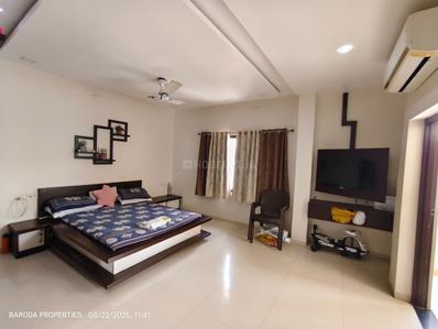 Bedroom Image of 2300 Sq.ft 4 BHK Duplex for sale in Subhanpura Vadodara for Rs. 12500000
