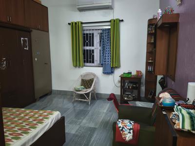 Bedroom Image of 1000 Sq.ft 2 BHK Apartment / Flat for sale in Beliaghata Kolkata for Rs. 4000000