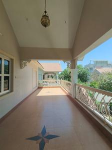 Balcony Image of 4713 Sq.ft 4 BHK Villa for sale in Thaltej Ahmedabad for Rs. 95000000