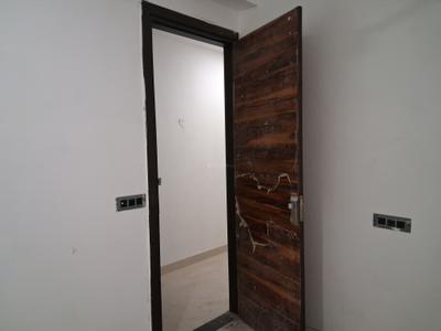 Bedroom Image of 1900 Sq.ft 4.5 BHK Apartment / Flat for sale in JMD Siddhi Vinayak, Sector 73 Noida for Rs. 8500000