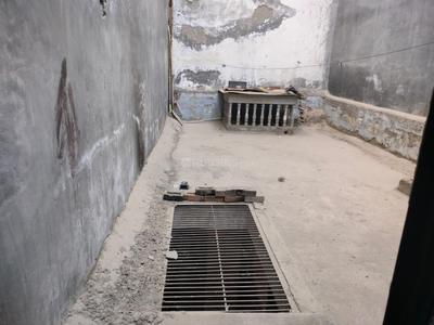 Balcony Image of 400 Sq.ft 1 RK Builder Floor for rent in Dwarka Mor New Delhi for Rs. 9000