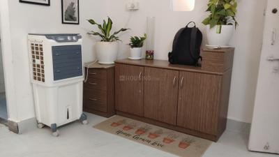Living Room Image of 600 Sq.ft 1 BHK Apartment / Flat for rent in Koregaon Park Pune for Rs. 32000