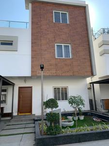 Villas for Sale in Vivekananda Nagar, Kukatpally, Hyderabad 2+