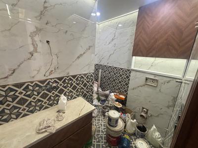 Image of 820 Sq.ft 2 BHK Apartment / Flat for sale in Vikaspuri, New Delhi for Rs. 9000000
