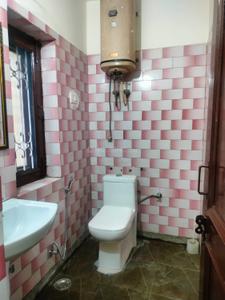 Bathroom Image of 1965 Sq.ft 3 BHK Independent House for rent in Sector 4 Gurgaon for Rs. 33000