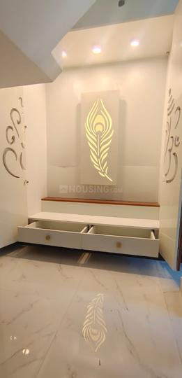 Golden Square Main Image 1