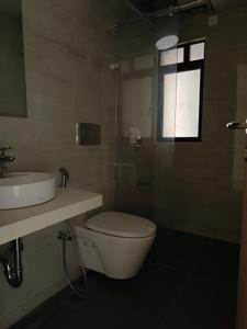 Common Bathroom Image of 967 Sq.ft 3 BHK Apartment / Flat for sale in Dosti Eastern Bay, Antop Hill Mumbai for Rs. 40000000