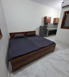 Bedroom Image of 480 Sq.ft 1 RK Studio for rent in Sector 10A Gurgaon for Rs. 17000