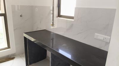 Kitchen Image of 650 Sq.ft 1 BHK Apartment / Flat for rent in Raymond Realty Ten X Era, Thane West Thane for Rs. 32000