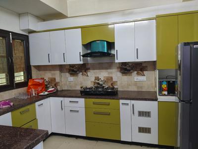 Kitchen Image of 1620 Sq.ft 3 BHK Apartment / Flat for rent in RPS Savana, Sector 88 Faridabad for Rs. 38000