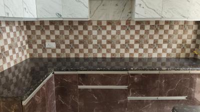 Kitchen Image of 1200 Sq.ft 2 BHK Apartment / Flat for rent in Mahagun Mantra I, Noida Extension Greater Noida for Rs. 25000